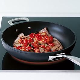 SAUTEUSE ANTI-ADHÉRENTE LE CREUSET®